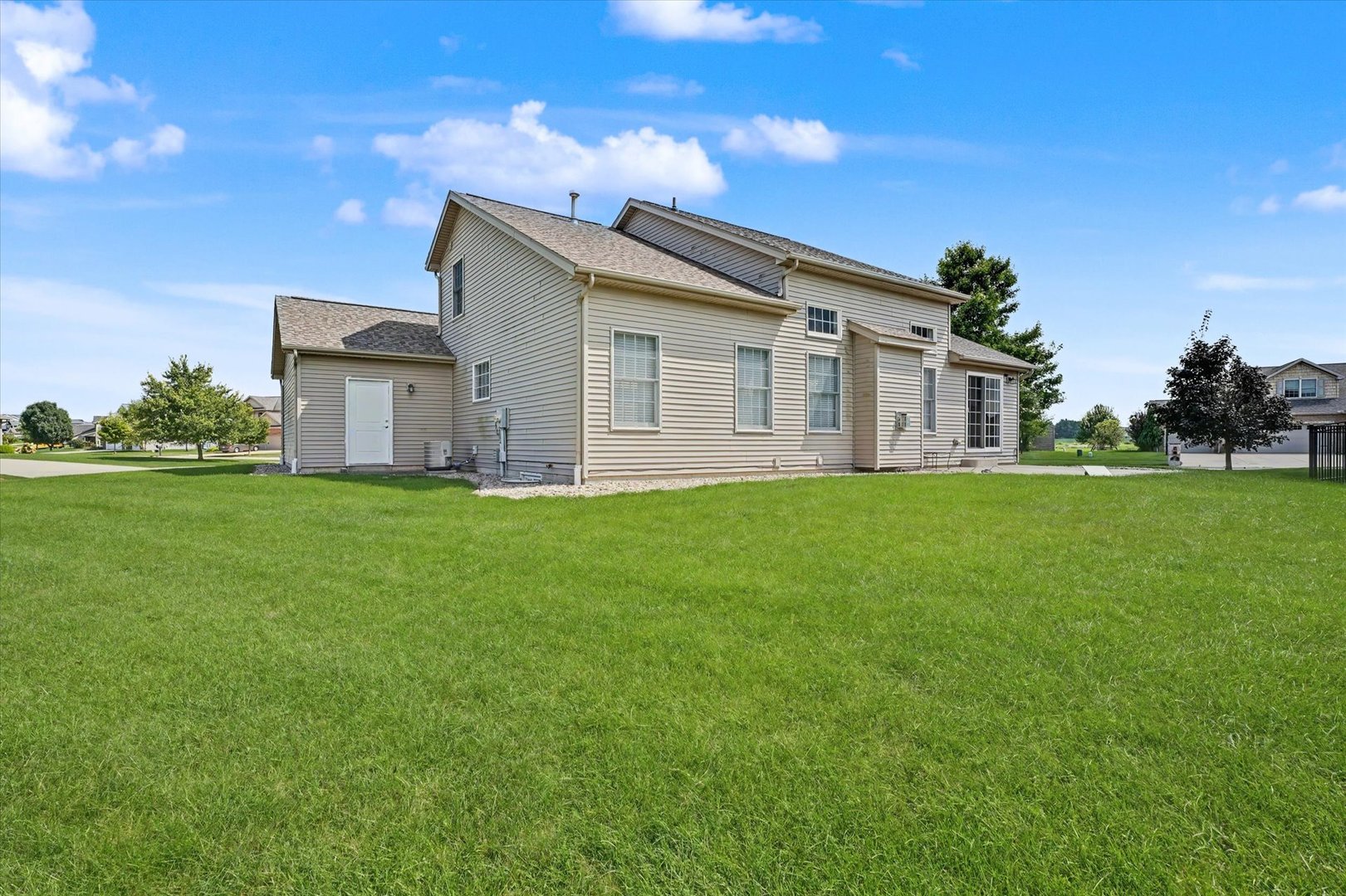 Property photo 44