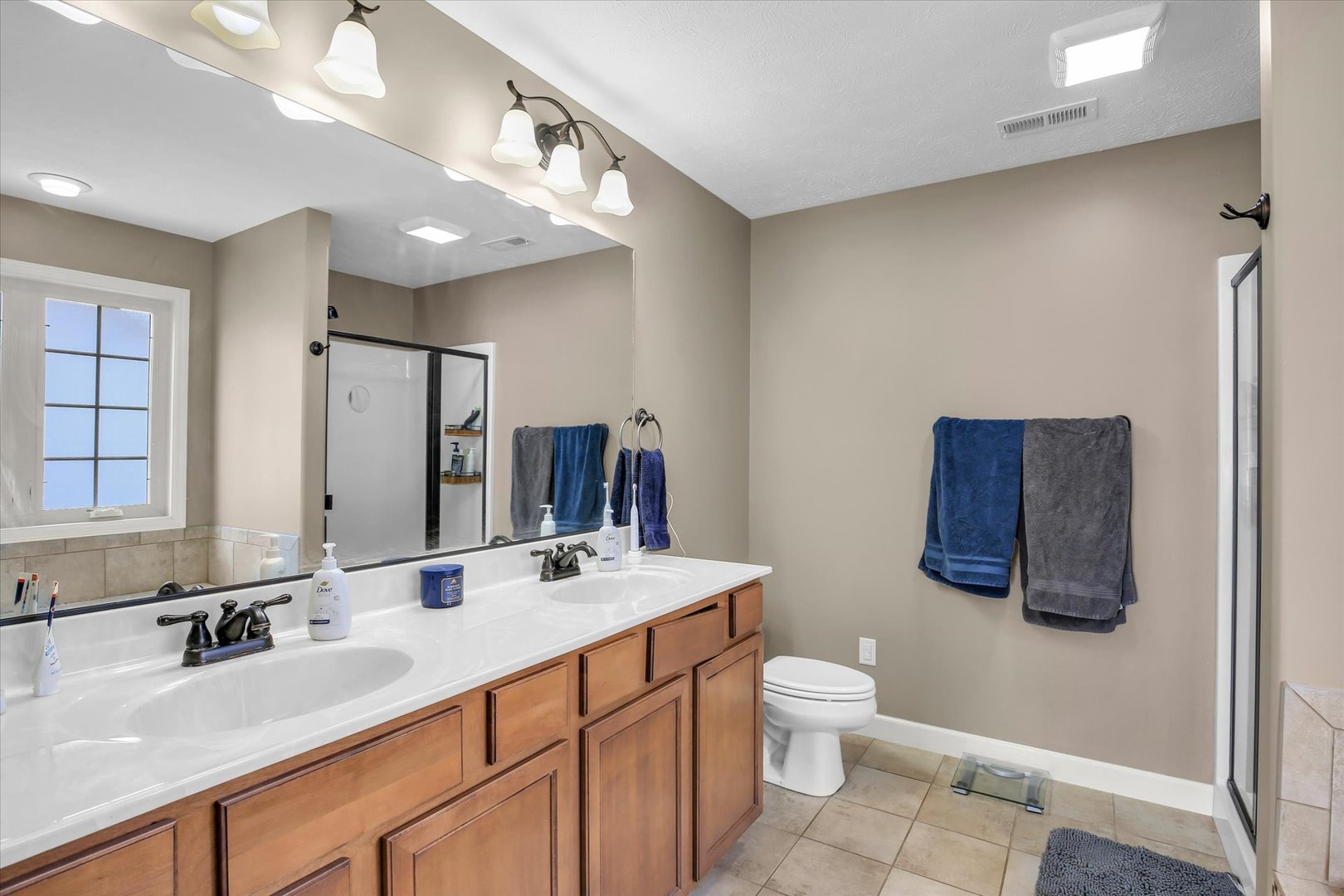 Photo 34 of 110 Blazing Star Drive