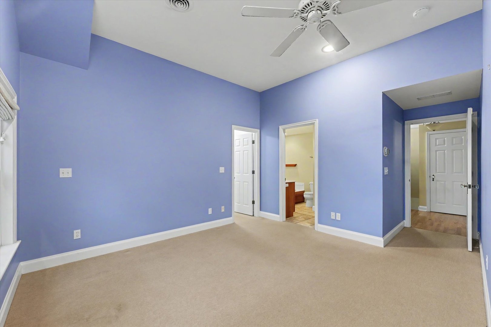 Primary suite
