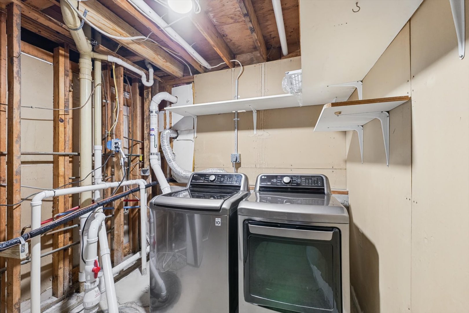 Property photo 36