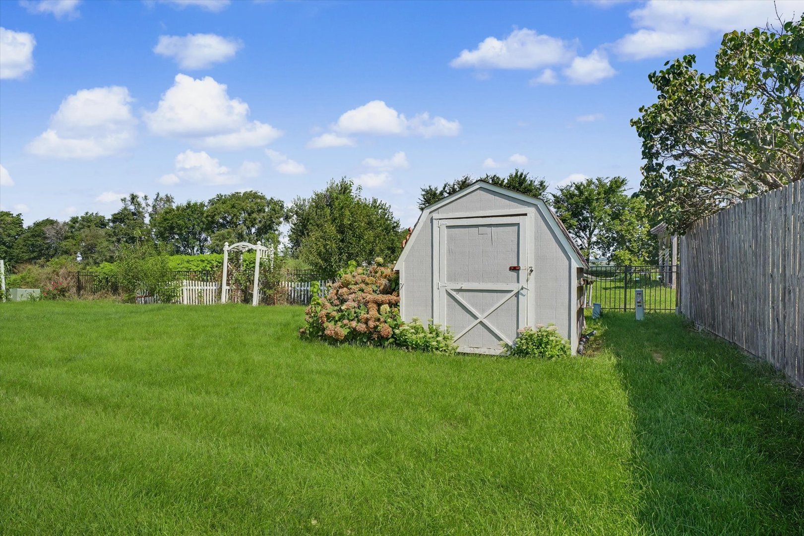 Property photo 37