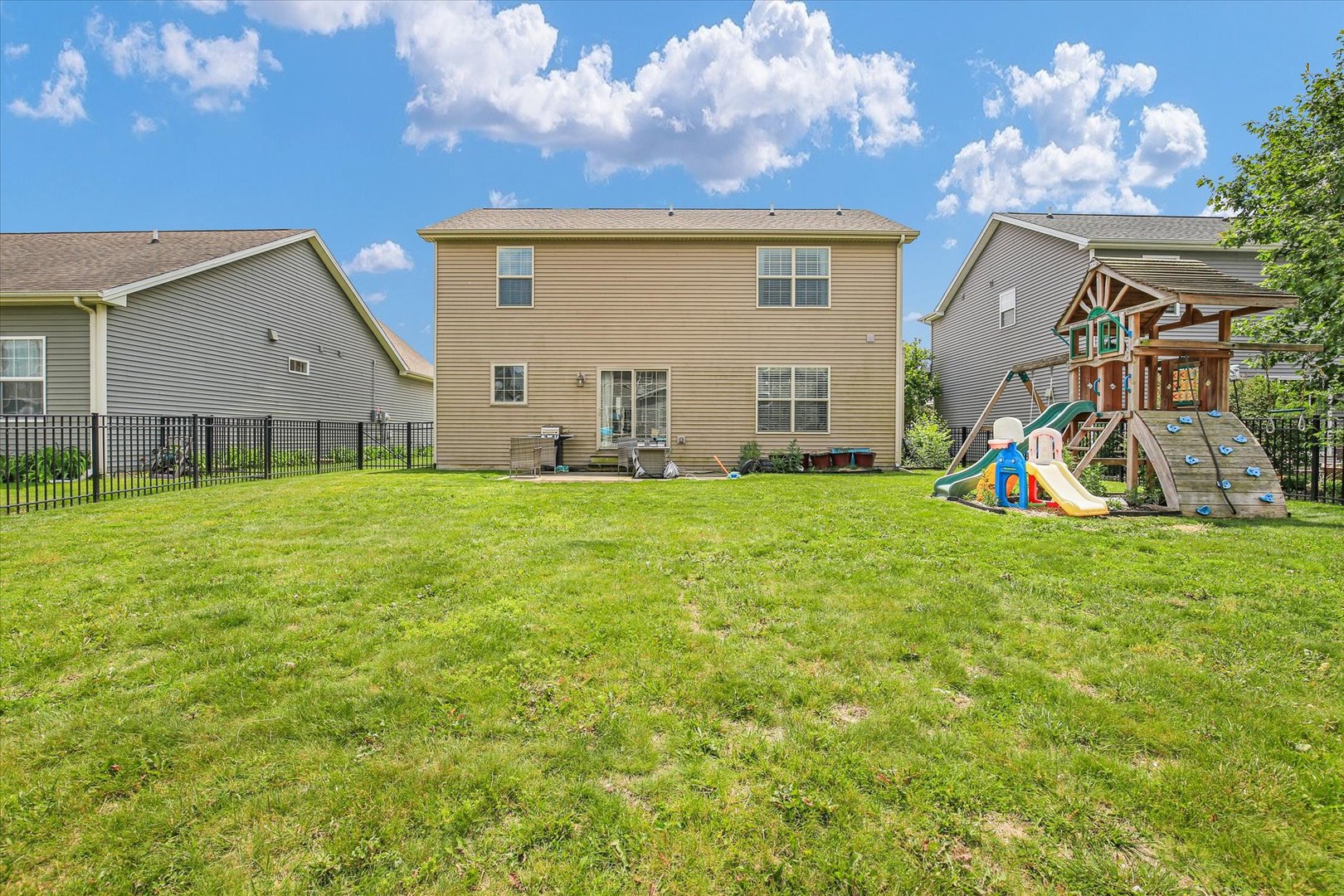 Photo 7 of 110 Blazing Star Drive