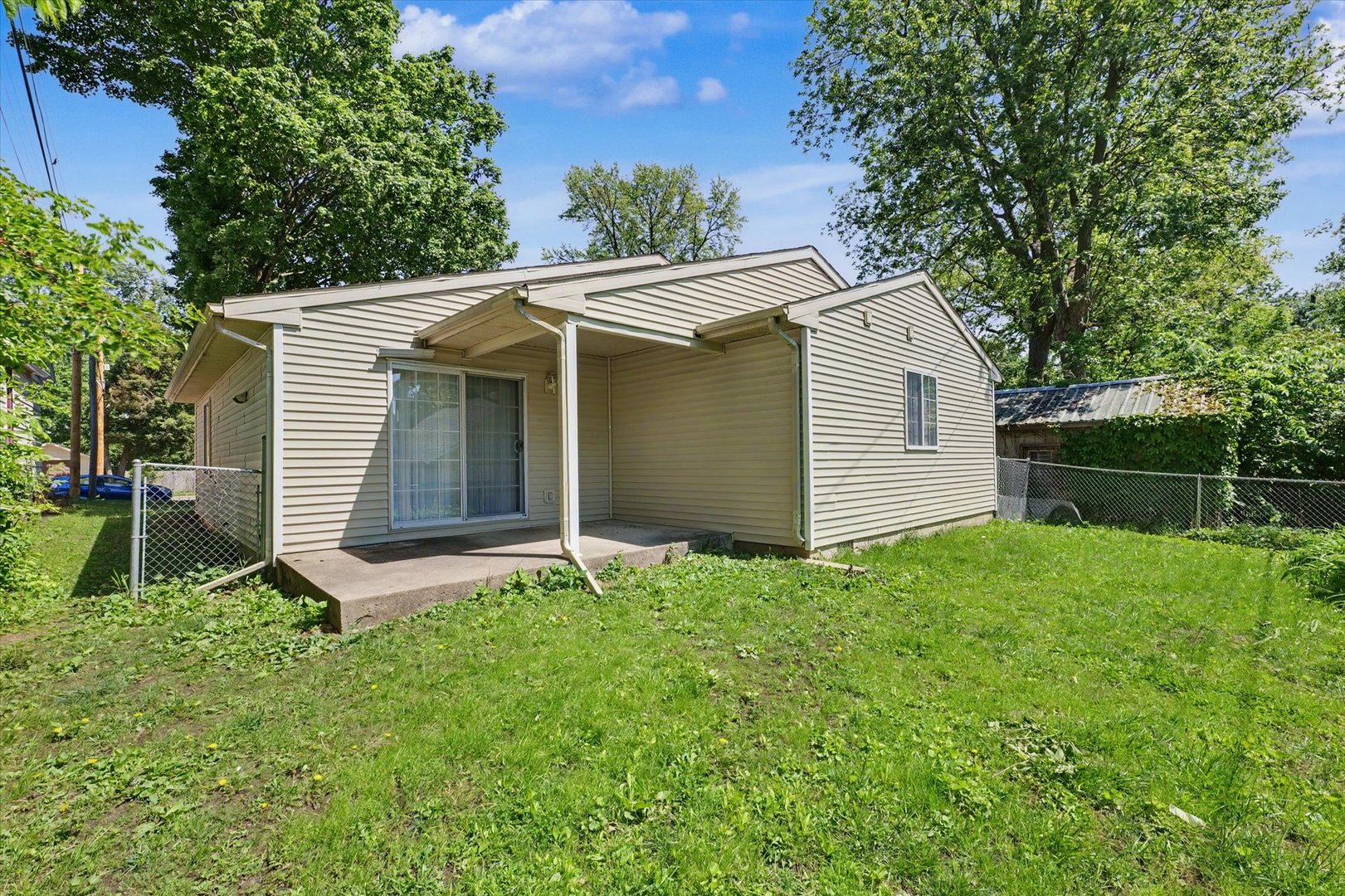 Photo 24 of 905 S Cottage Grove Avenue