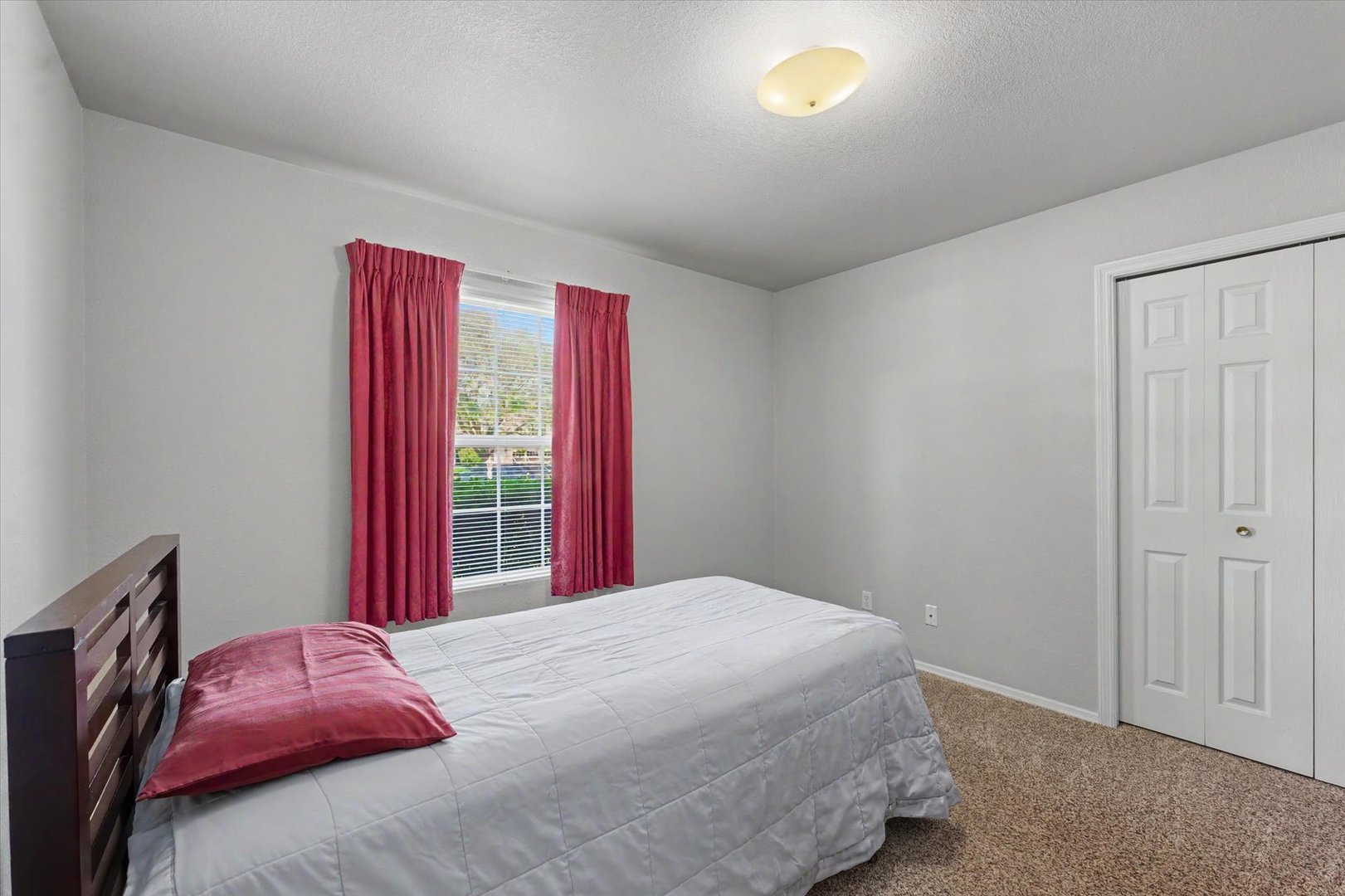 Photo 14 of 1507 E Grand Avenue