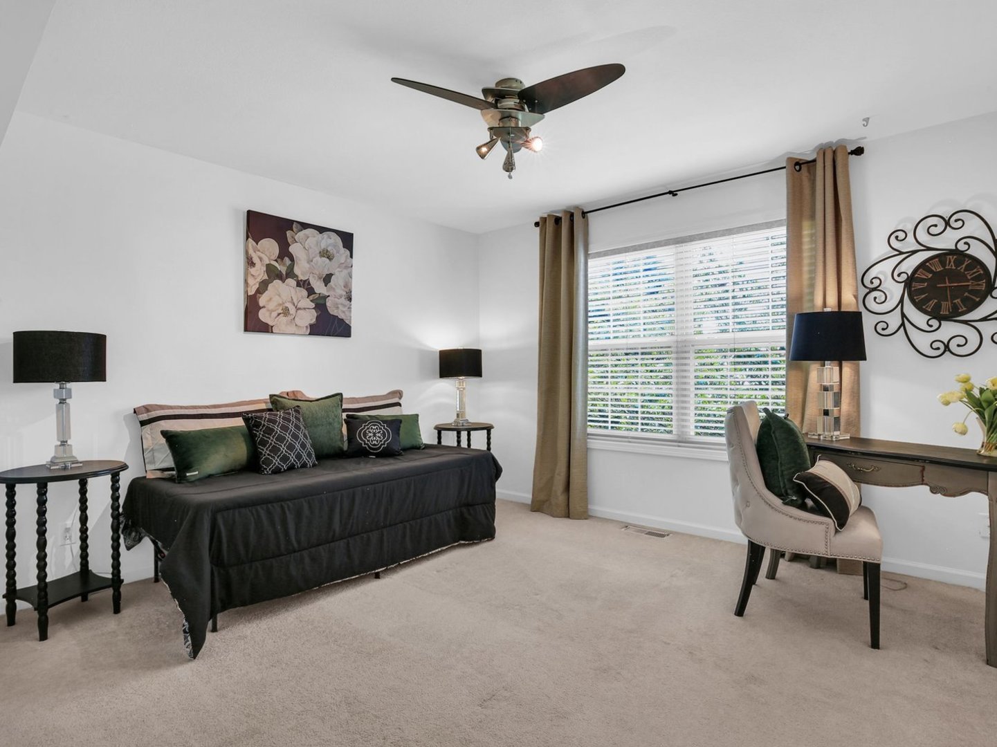 Property photo 35