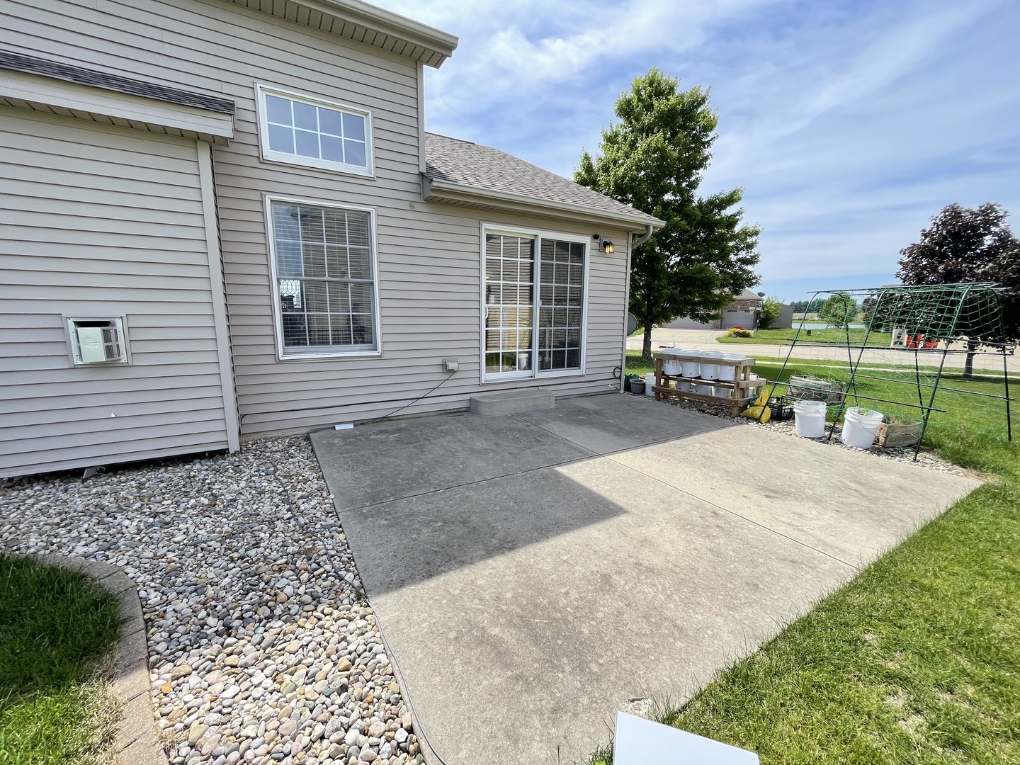 Photo 33 of 1807 Horizon Court