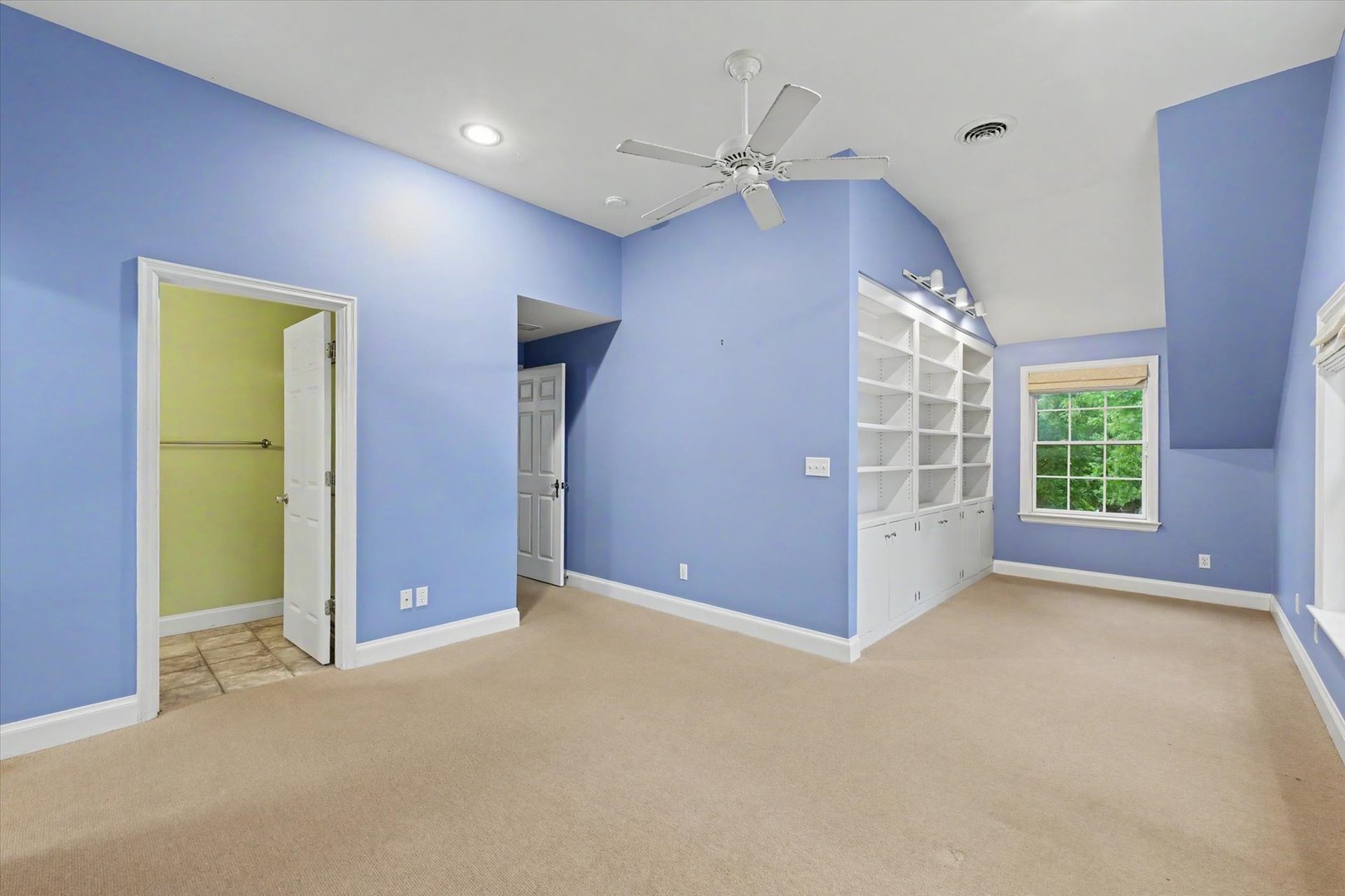 Primary suite