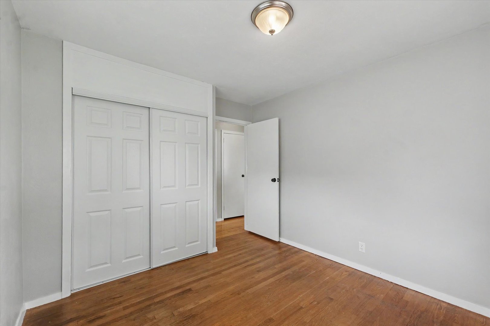Photo 16 of 806 E Ethel Street