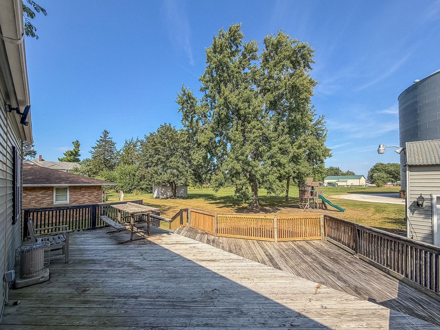 Property photo 31