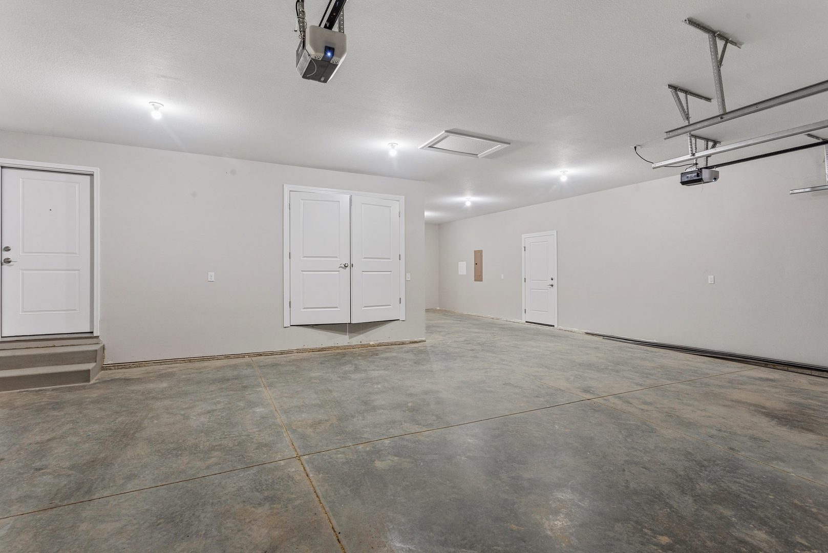 Property photo 38