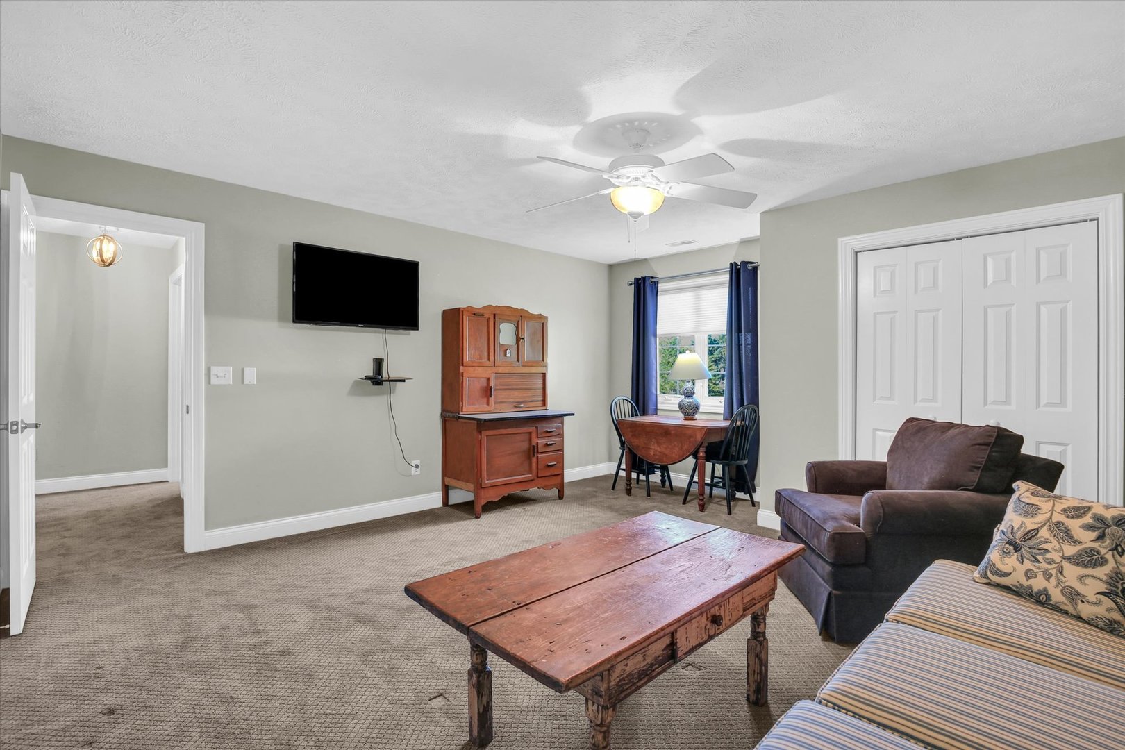 Property photo 25