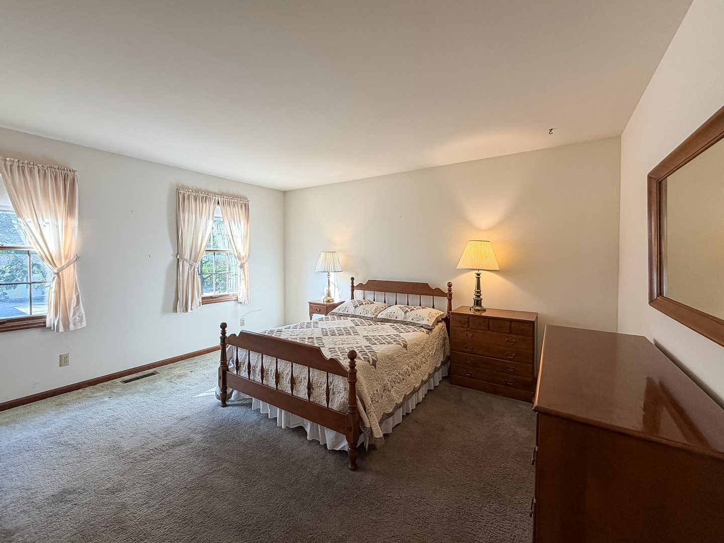 Property photo 35
